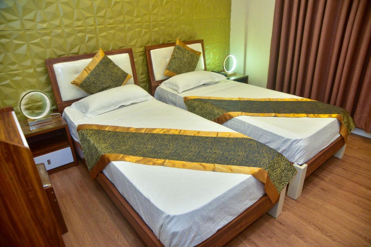 Hotel Blue Sky Kurunegala Eksteriør billede